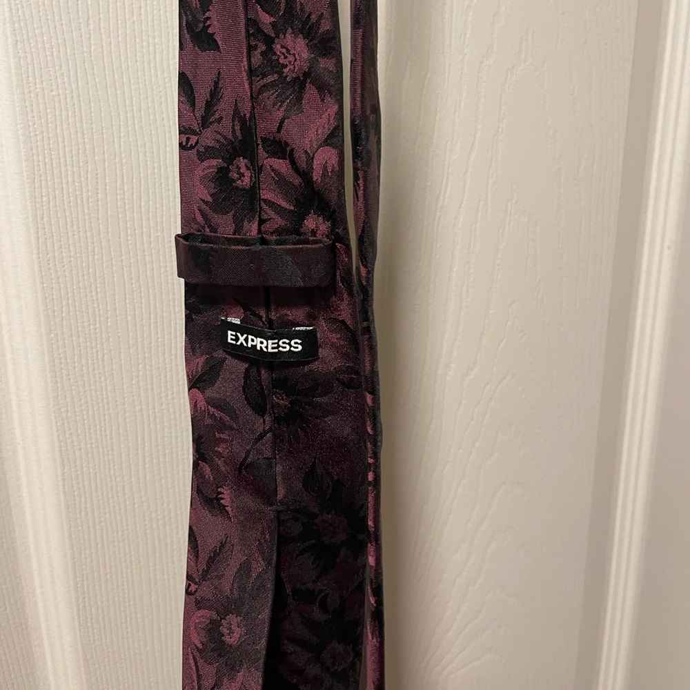 Express Burgundy Floral Print Tie